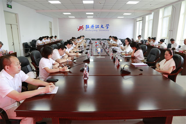 ac792c2c2b6cf568431d74b9e0f9cc9.jpg